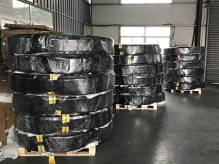 欧洲客户订购的8000米6寸农业灌溉专用耐磨聚氨酯软管，今日发货